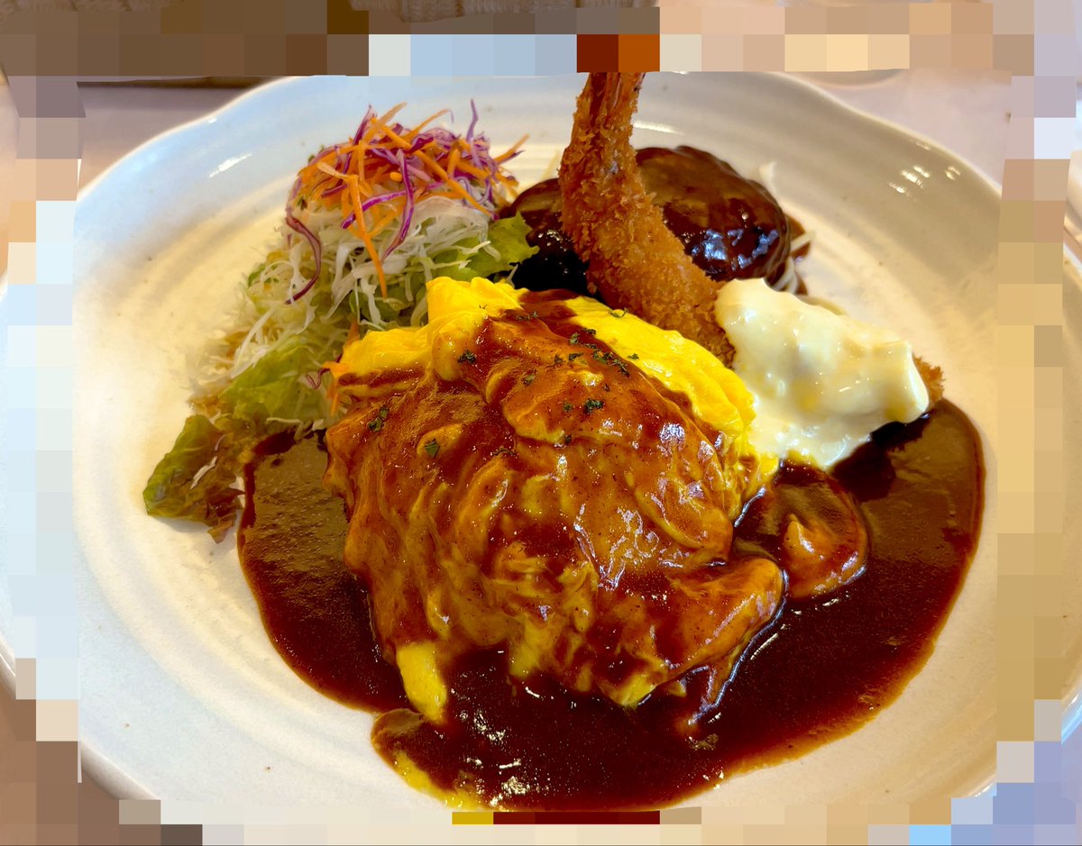 KTM_Beer_Boy_'s tweet photo. 神様お許しください
罪ぶかきランチを食べてしまいました🤤

オムライス✨
ハンバーグ✨
エビフライ✨ https://t.co/Iz7x5lnHPg