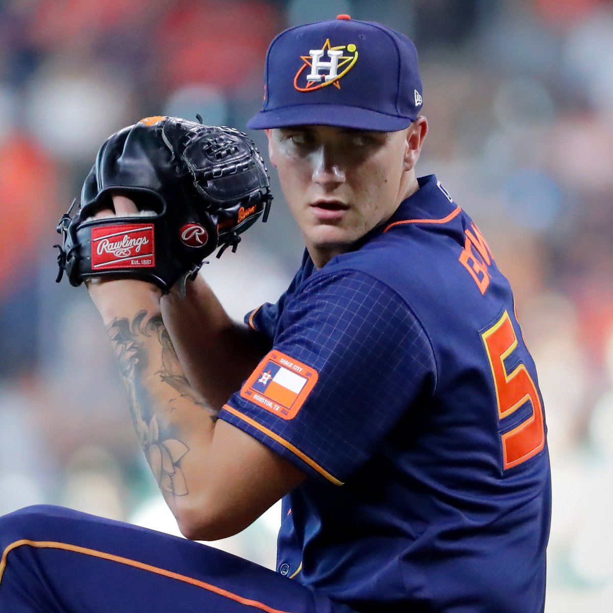 IzzoBets's tweet photo. MLB Prop #2⚾ {Sep 30}

80% HIT RATE‼️💎

🔒Hunter Brown O 3.5 HA
{-120} Fanatics #Astros

FOLLOW FOR MORE LOCKS!💪@izzobets

-While Brown possesses elite strikeout capabilities, his hit allowance can fluctuate significantly when his pinpoint command wavers, a trend clearly visible in his late-season game logs. For instance, he yielded seven hits to the Philadelphia Phillies on September 9th, five hits to the Mets on August 28th, and seven hits to the Oakland Athletics on August 22nd. Against a disciplined playoff team, any minor decrease in velocity or lack of bite on his breaking pitches will be swiftly punished. The White Sox are capable of capitalizing on these mistakes, making the over a statistically sound proposition when his margin for error shrinks.

-Looking at his metrics since 2024, his batting average allowed against righties sits at .236, which is noticeably higher than his .202 mark against lefties. Over that span, he has allowed 189 hits to right-handed batters in fewer total batters faced. The Chicago White Sox possess a dangerous core of right-handed hitters who can directly exploit this specific split. By relying on their right-handed heavy hitters, Chicago gains a significant statistical edge in recording at least four hits.

-When evaluating Hunter Brown's recent history against the Chicago White Sox, it is crucial to look at his September 3rd start, where he surrendered six hits over six innings. Although he earned the win in that contest, the White Sox batters demonstrated a clear ability to track his arsenal and put the ball in play. Having seen his sequencing and release point so recently gives the Chicago lineup a distinct familiarity advantage. Hitters typically perform better in subsequent meetings within a short timeframe, making it highly probable they will exceed the modest 3.5 hits allowed line again.

RTs♻️+ LIKEs💜Appreciated❗️

📊powered by:@propsdotcash

#gamblingx | #gamblingtwitter