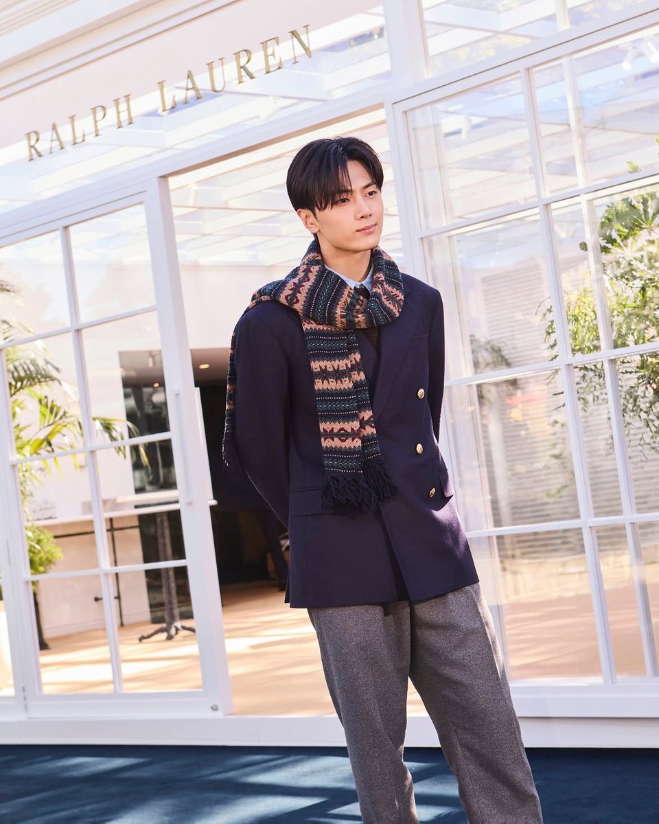 jongsoenp's tweet photo. Heritage prep, but make it lethal. Wrapped in Ralph Lauren tailoring, he proves that classic lines hit harder when worn with quiet, unbothered attitude. Modern sophistication with a serious edge. https://t.co/jsdlJwpcYh