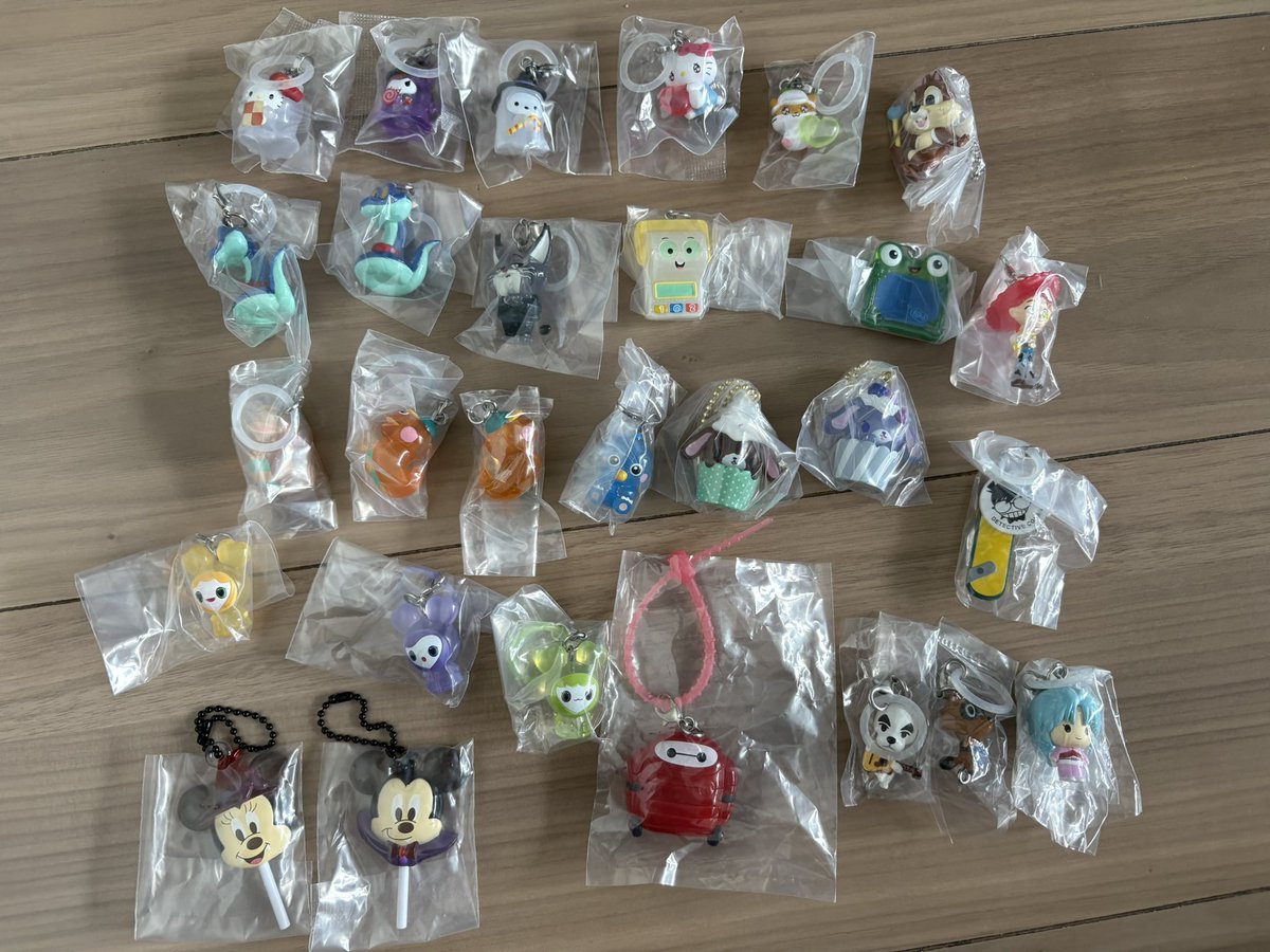 masdfghkll's tweet photo. めじるしアクセサリー　ガチャ　交換

譲）写真1

求）リポスト

お気軽にお声掛けよろしくお願い致します。 https://t.co/9Rr9wW7EXS