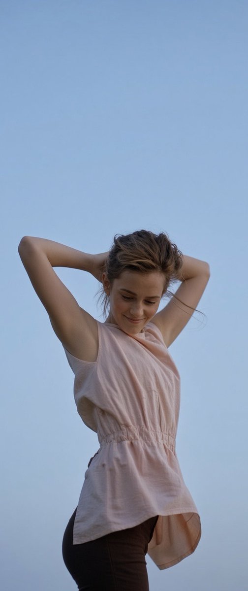 D_O_Tttt's tweet photo. Just Emma Watson, vibing and owning the moment 🤌 https://t.co/iBIRTR5qKI