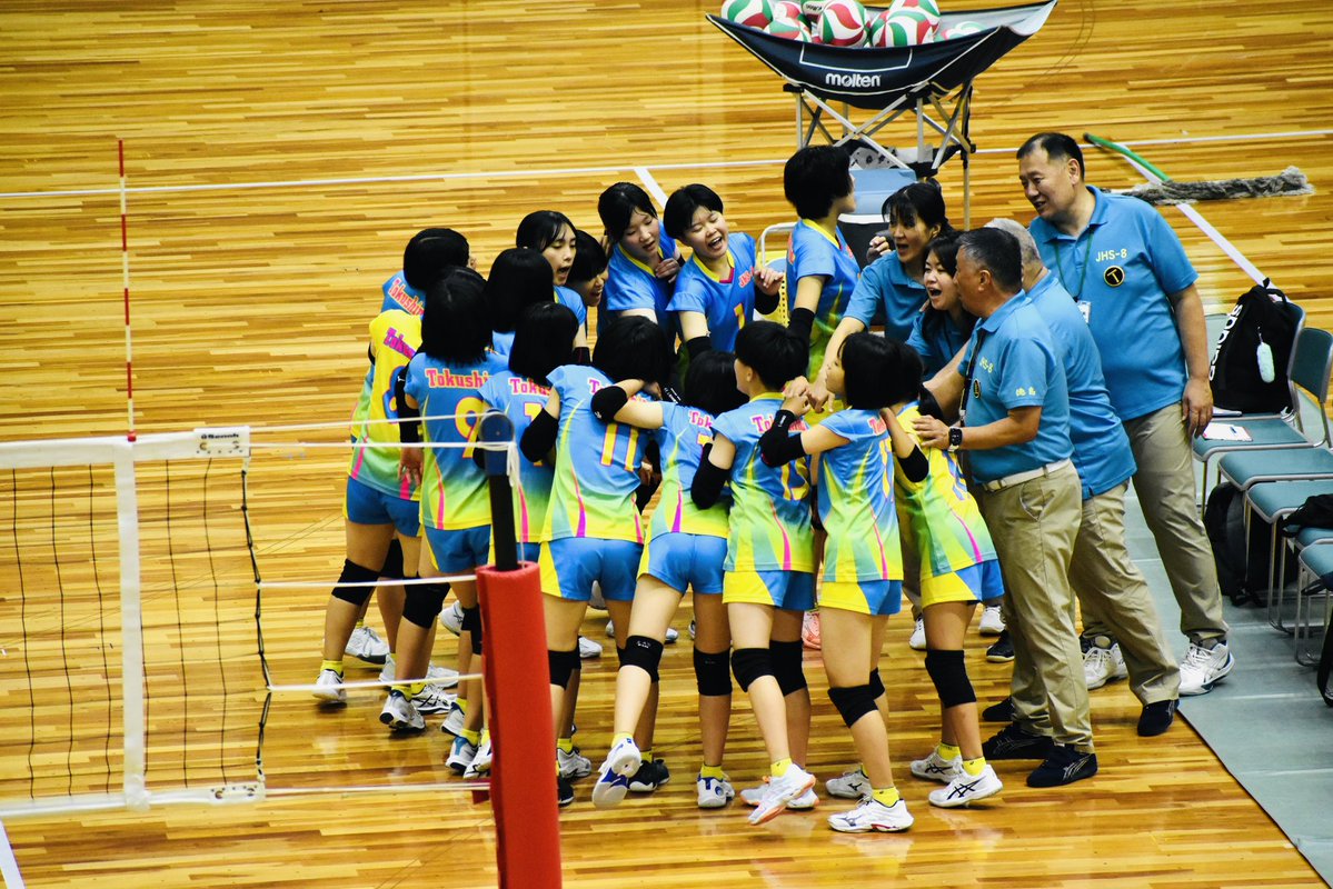 JHS8_U14's tweet photo. 5年連続9回目‼️🏐
✨JVA 29回 全国ヤングクラブバレーボール大会✨
U-14 女子 MARINの部に参加してきました。

目標に掲げていたところ迄は、いくことが出来ませんでした💦

これからまた目標に向かって『修行』していきましょう😊👍

新規入部者も、お待ちしてますね❣️ https://t.co/UepGl0GEuV