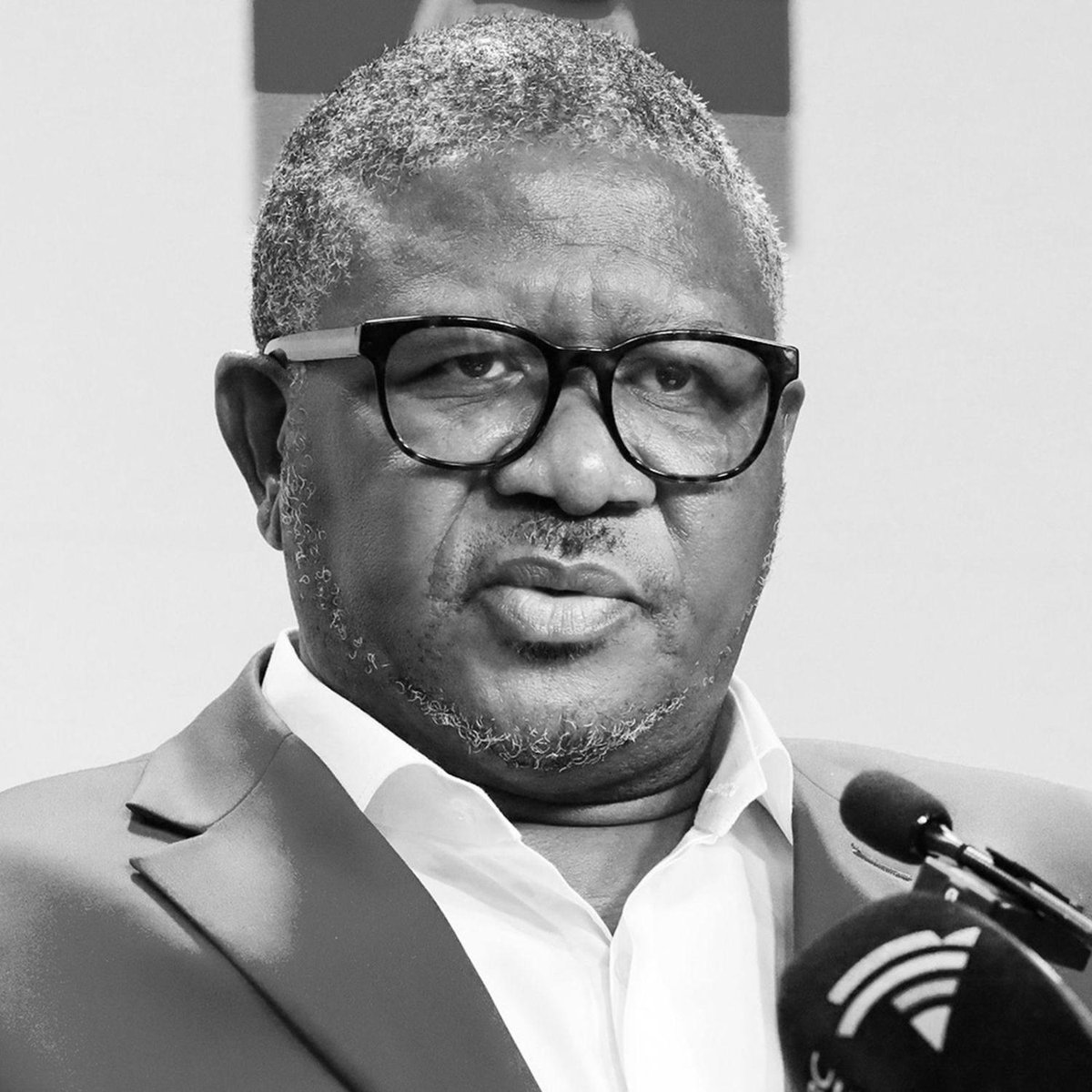 dailymaverick's tweet photo. Between candour and coercion — why SA won’t bend to Washington’s dictates https://t.co/cIRn7rwCFr https://t.co/Rs8qpsvBuR