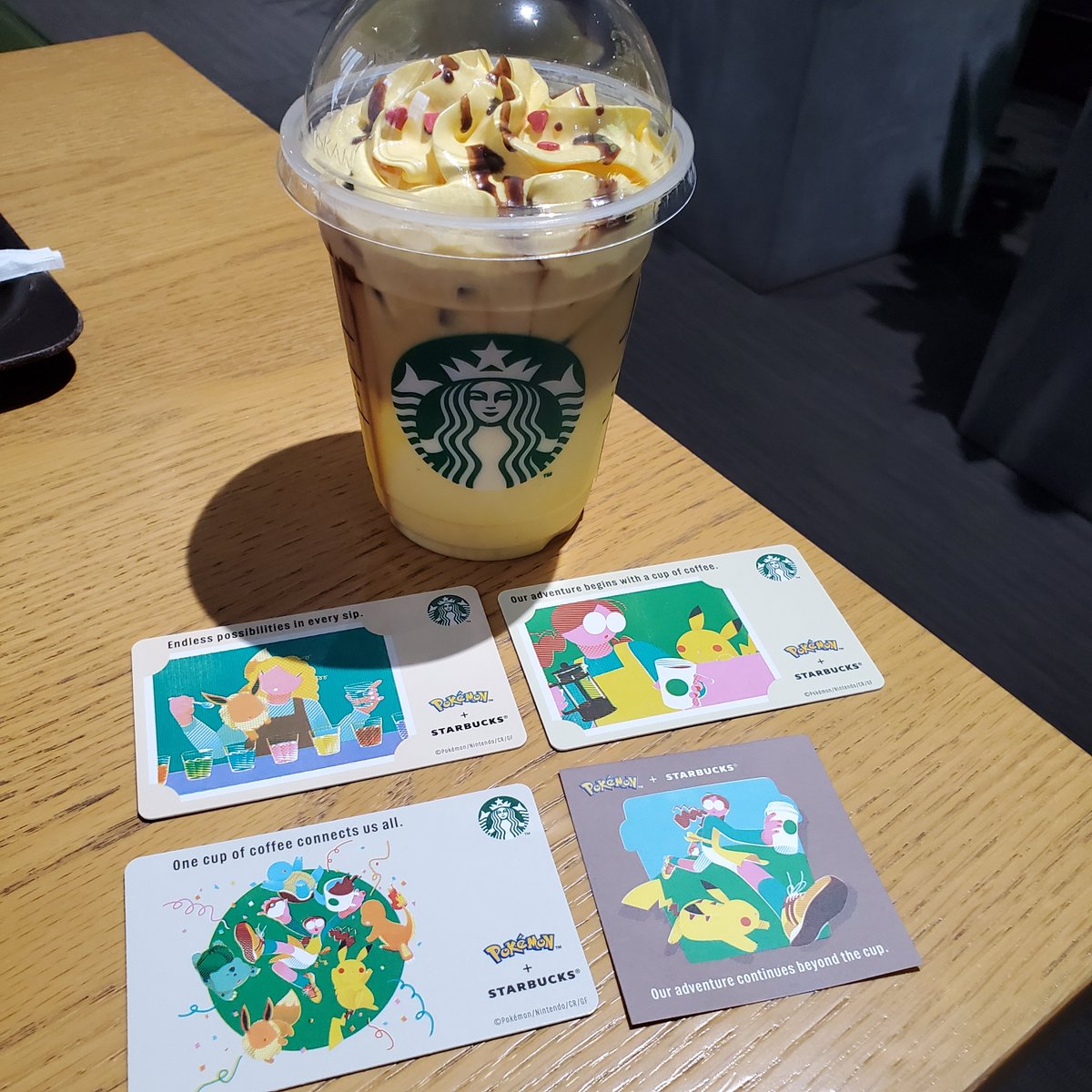 xaimix's tweet photo. 今日からの新作！ピカチュウかわいい！

スタバカードも全種類買えた♡
グッズは届いたら載せます₍ࠫᱹ̥̏ ͡ ̫ᱹ₎̥ࠫ̋

#ピカチュウハニークリームラテ #スタバ新作 #スタバ新作ラテ #ピカチュウハニークリームラテ https://t.co/qWdxGSagRt