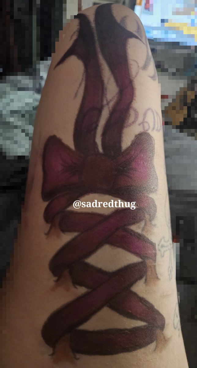 sadredthug's tweet photo. ✨️ art skill ✨️ https://t.co/IogzXyh82N