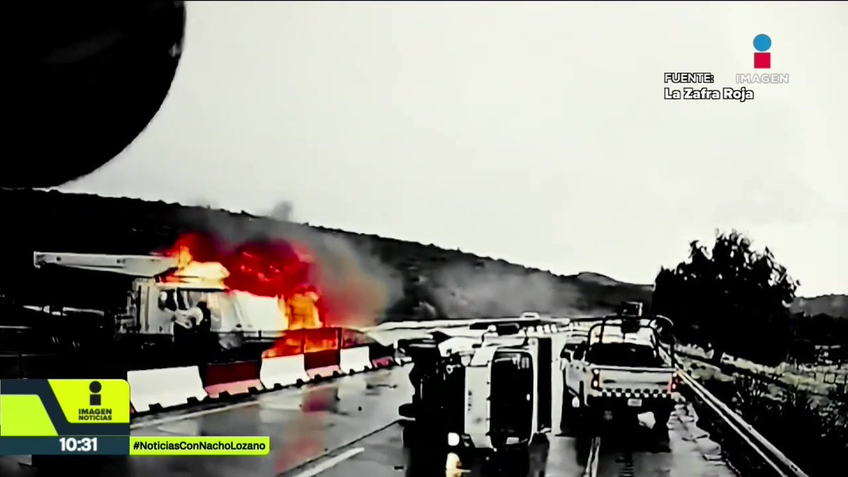A news broadcast screenshot from 'IMAGEN NOTICIAS' shows a truck on fire on a highway, with 'FUENTE: IMAGEN La Zafra Roja' and a timestamp of 10:31.