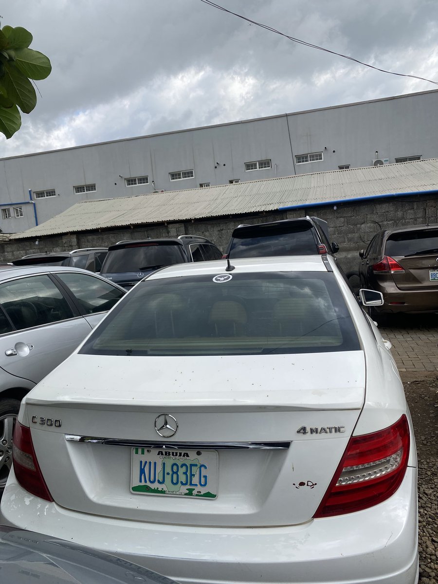 hanniya15's tweet photo. π¨ JUST IN - ABUJA REGISTERED C300 4MATIC π¨
Mercedes-Benz C300 4MATIC 2013
White | Panoramic Roof | KUJ-83EG
Buy & Drive - Nothing to Fix!
π° β¦10M NET - BEST PRICE IN
π Location: Abuja
#QueenRideAutos #AbujaCars #C300 #MercedesForSale #BuyAndDrive https://t.co/epRlHUIfM5