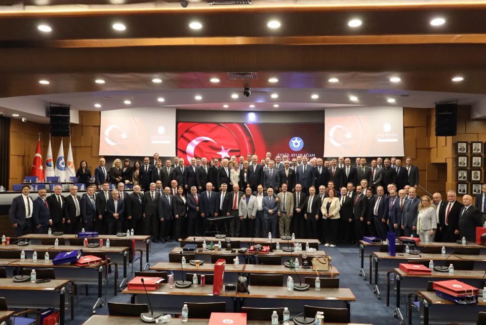 MSBezircilioglu's tweet photo. İzmir Ticaret Odası 2022 - 2026 dönemi son meclis toplantısı.. https://t.co/peCMC35O1z