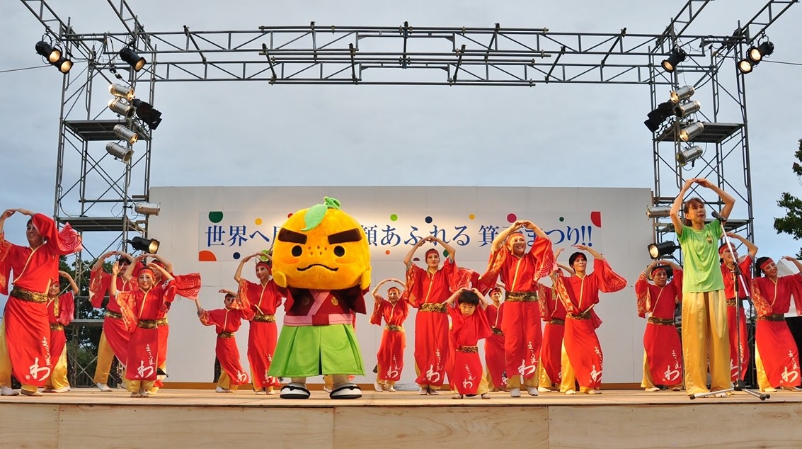 minoh_yuzuru's tweet photo. こんゆず～🍊
10/3(土)･10/4(日)は #第41回箕面まつり が開催されるでござるよ🥳
10/4(日)は昨年お休みしていたパレードが復活✨
拙者も遊びに行く予定でござるから、#ゆず友 もぜひ来てくだされ～❤️

詳細はこちら🔽🔽
https://t.co/4kcoQ3BxnW

#箕面 #minoh #滝ノ道ゆずる #みのらぶ #祭り https://t.co/YefHGgXoSr