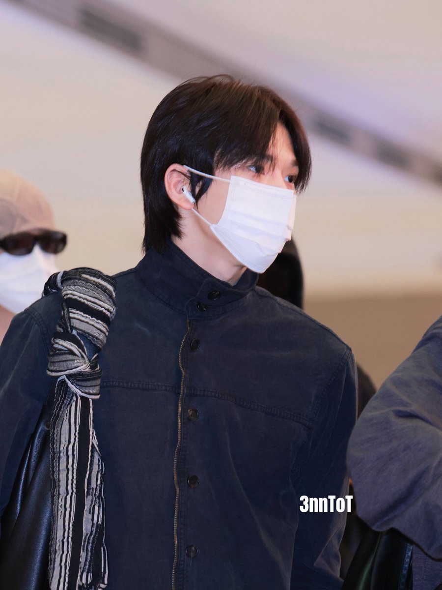 3nnToT's tweet photo. 260926 ICN

#HYUNMIN #현민 
#KEYVITUP #키빗업 https://t.co/fBCjrIMmcG