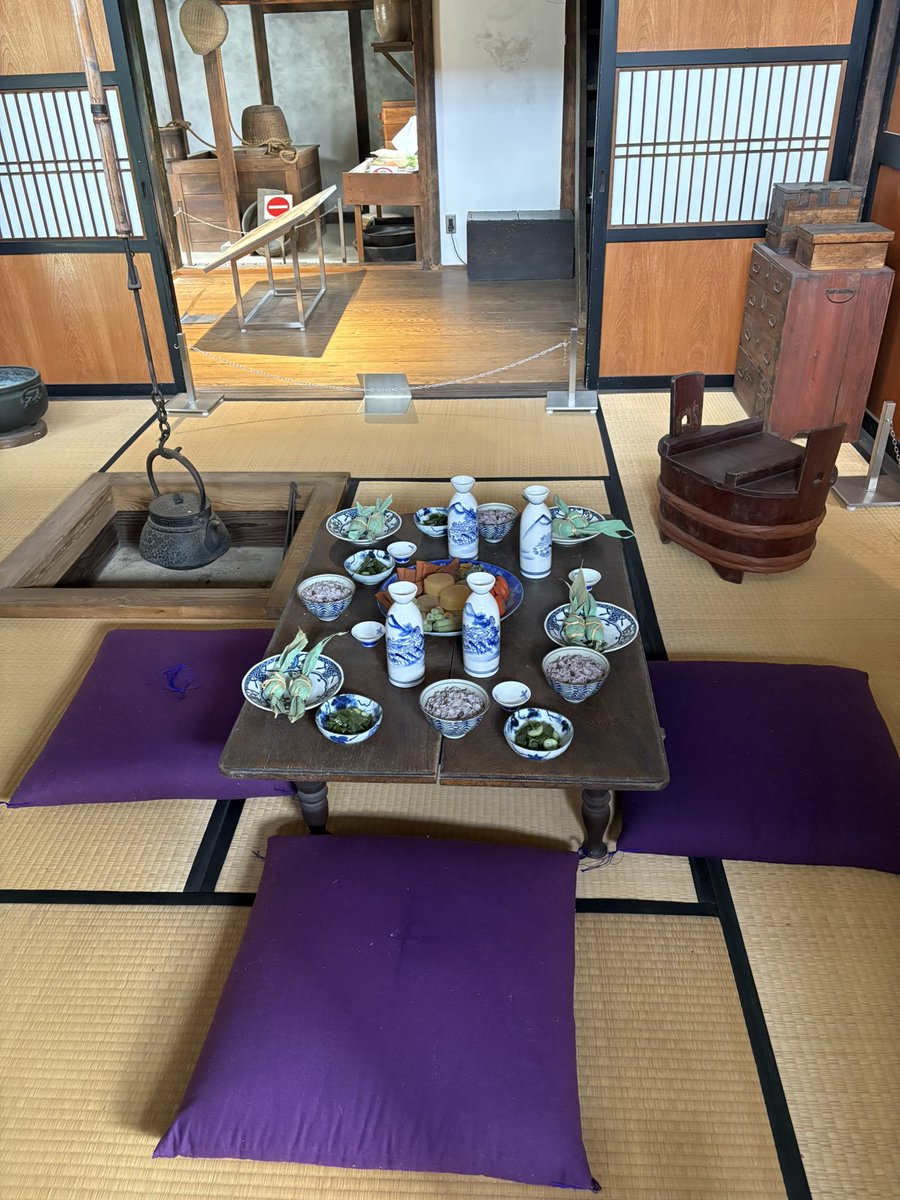 happywellstore's tweet photo. みなさま安心してください
kktさんの実家太いです https://t.co/Ez42PBUqk9