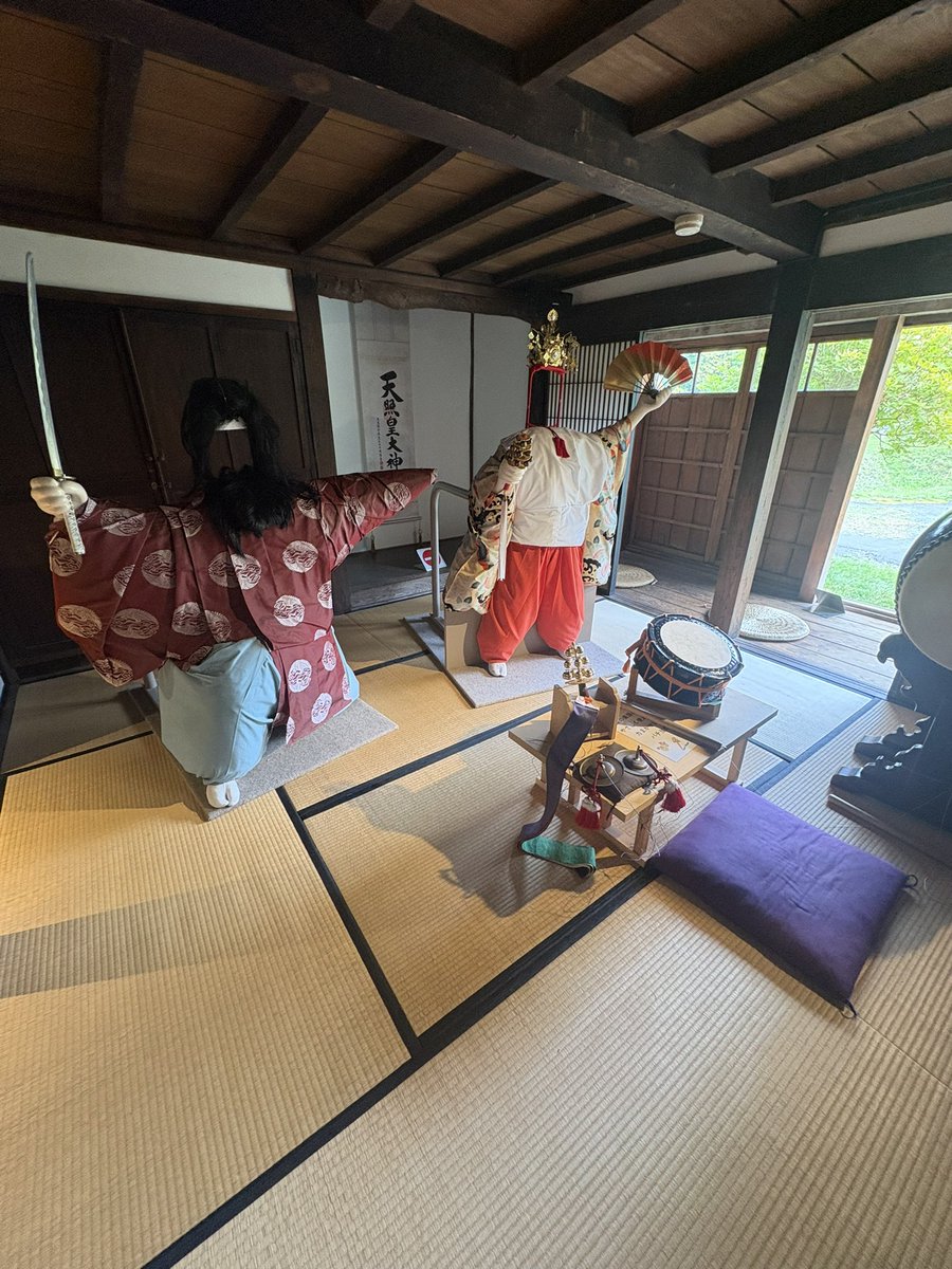 happywellstore's tweet photo. みなさま安心してください
kktさんの実家太いです https://t.co/Ez42PBUqk9