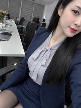 Roseen5v's tweet photo. 这个点还有男生吗？   

 我想发照片🫣直接发 https://t.co/AGnVNbHZIE
