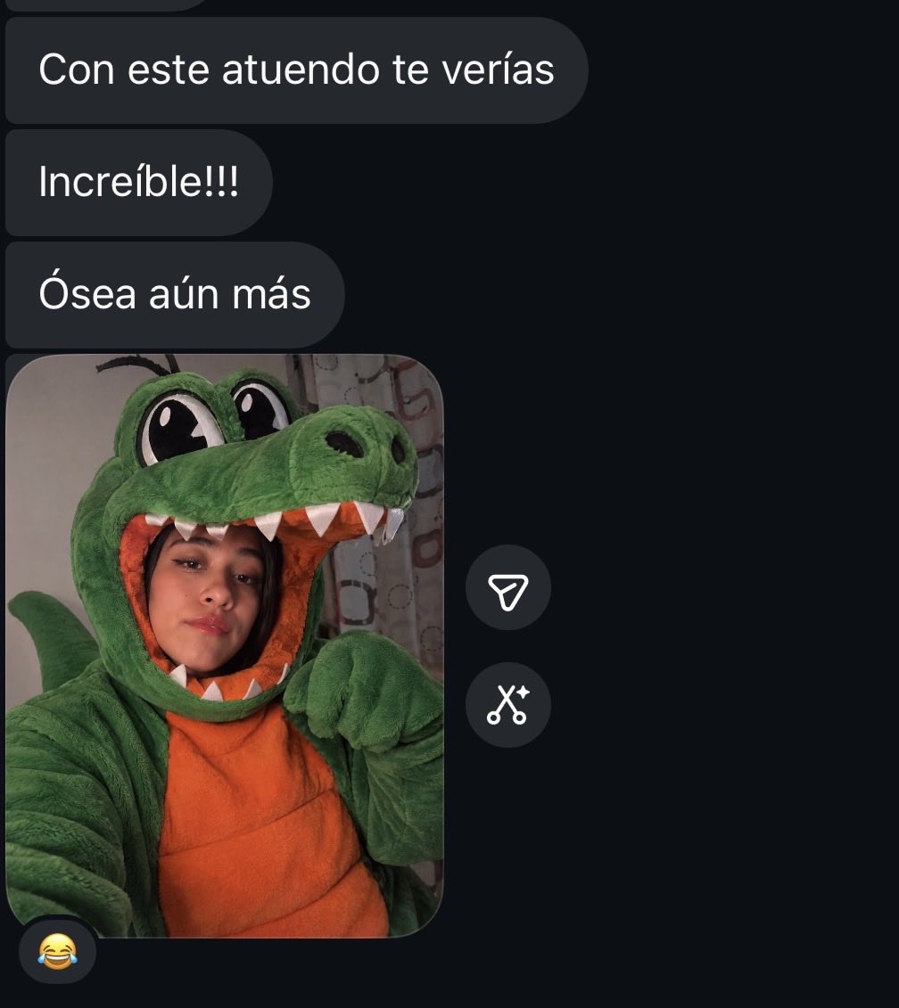 Karlaaa_barrera's tweet photo. JAJAJAJAJJAJAJA Q ES ESTO https://t.co/ktZ98zASRp