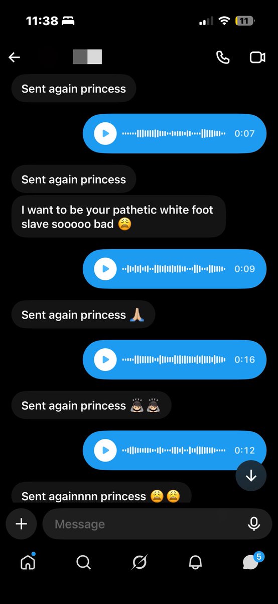 onyxinchanel's tweet photo. i think he likes black brats https://t.co/QvnpTkwuTf