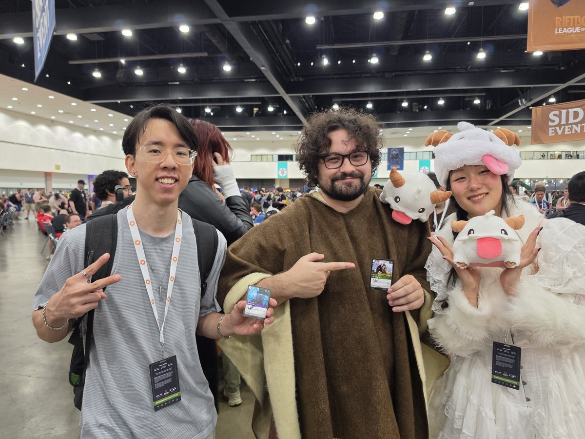 DevilsAlterego2's tweet photo. I can officially post it because I have given them the binder. Thank you everyone who signed a poro in the binder. There is no way I can tag everyone so I will just post some of the photos here. Full video will be posted on tiktok later this week. #RQLA #riftbound #poro https://t.co/ok1asmQ13J