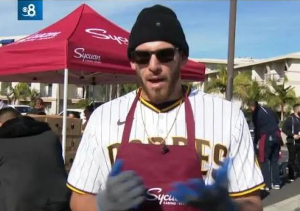 finbegin's tweet photo. Hold up let him cook! https://t.co/2QX9YxTSRQ