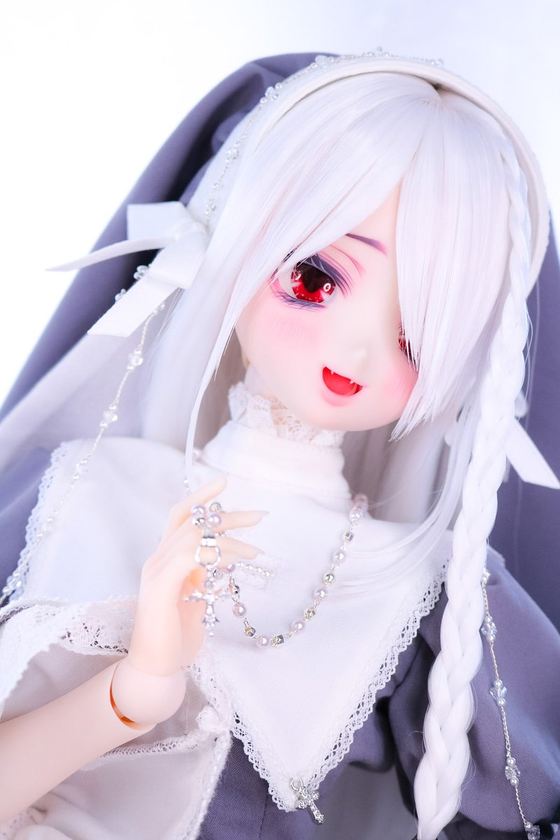 doll_kyawawa's tweet photo. 「 昼の顔 と 夜の顔 」

◆お迎え待ち◆
～10/4（日）22:30頃まで
⭐ウィッグ・角つき⭐
https://t.co/AuHxjpsKlb https://t.co/c5IvDWA7H3