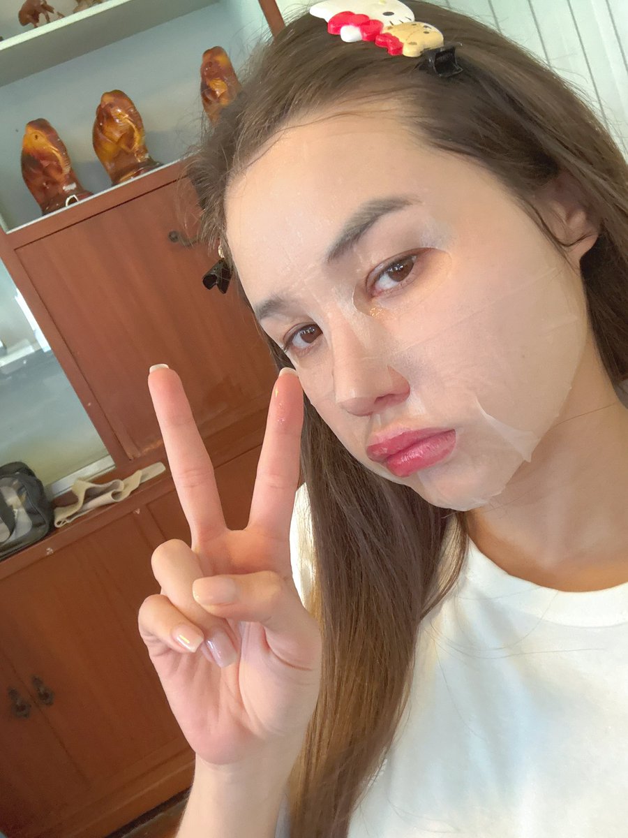 sammysammauy's tweet photo. ยังไม่ได้เข้าบ้านเลย ไปนอนคอนโดน้องที่น้ำไม่ท่วมแล้วรีบมาทำงานก่อน แต่แถวบ้านน้ำเริ่มลดแล้ว ขอให้สถานการณ์ทุกที่ไม่แย่ไปกว่านี้ด้วยเถ๊อะ🥺🙏🏻 #IWillAlwaysSaveYou https://t.co/kHZNj18mYX