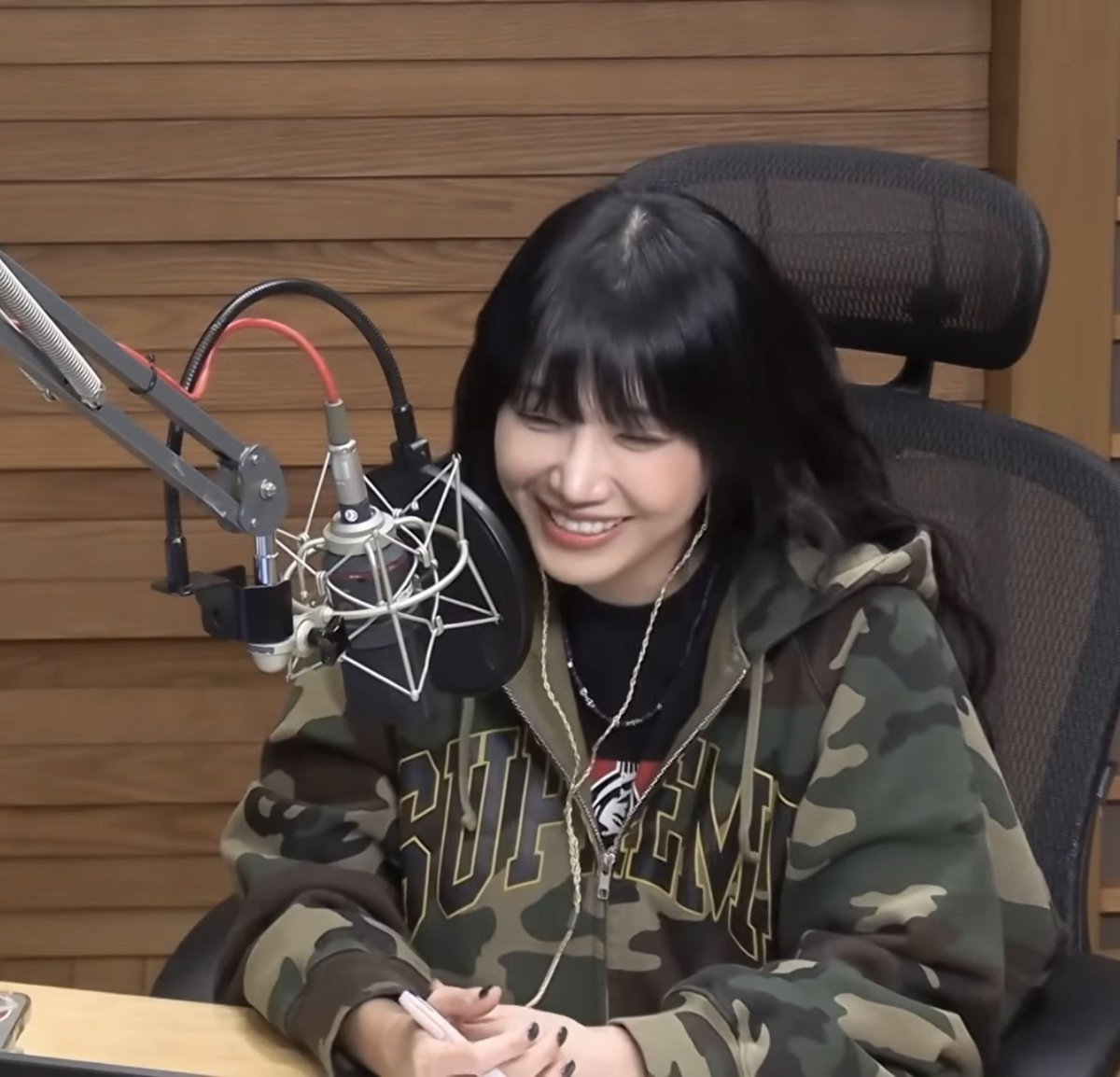 41906n's tweet photo. she knew her fashion taste well🙂‍↕️ 16y really not for nothing https://t.co/hoIzWBXTpt