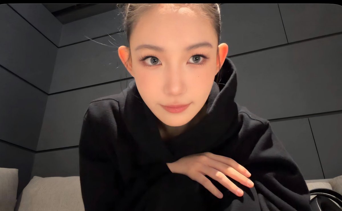 yihaniarchive's tweet photo. 260930 - yi hani weverse 💕

#TUIDE #YIHANI #튜이드 #이하늬 https://t.co/3O3Cjxn7jv
