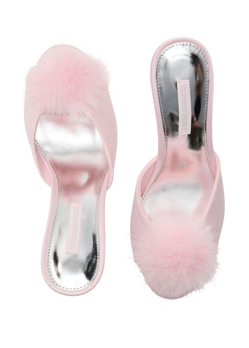 strawbunnybisou's tweet photo. victoria’s secret new kitten heels omg https://t.co/YkdDFLMNoD