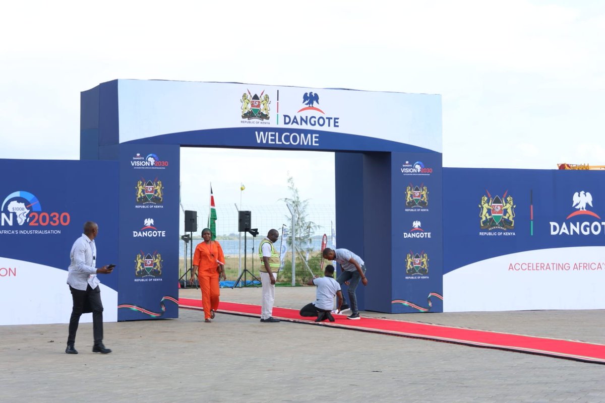 lapsset's tweet photo. Today, Lamu takes centre stage as we witness the groundbreaking of the East Africa Oil Refinery at #LamuPort Industrial Park—a landmark investment in Kenya’s industrial and energy transformation.

Located within the #LAPSSETCorridor, the refinery will strengthen the region’s energy, trade, logistics and industrial links, connecting Kenya and East Africa to global markets.

With a planned capacity of 700,000 barrels per day, the project is expected to boost energy security, reduce reliance on imported refined petroleum products, and support industries such as petrochemicals, fertiliser and manufacturing.

It will also create jobs, support local businesses, expand maritime activities and attract further investment along the #LAPSSETCorridor .
#Corridorofopportunity #Africaninfrastructure #Globaltrade #LapssetforBusiness #Dangote #DangoteRefinery
