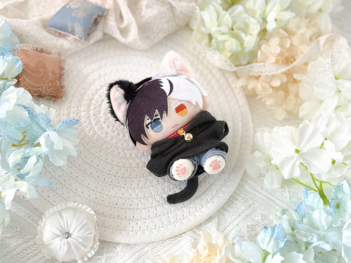 Furugoods's tweet photo. Babe, you’re the cutest little kitty.￼ https://t.co/2UJW7H3tdE