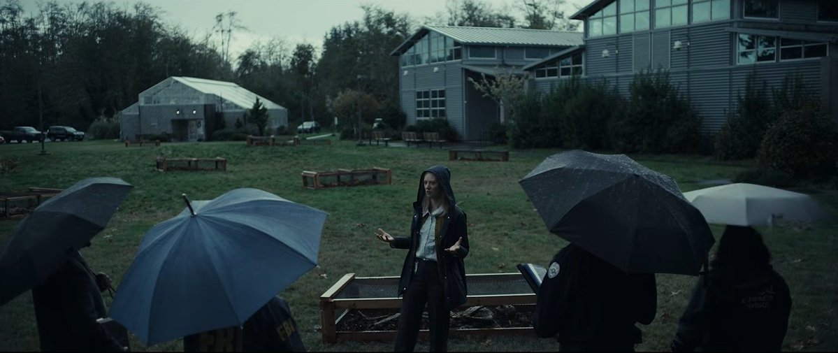 KIRATODO_'s tweet photo. #TheCycle
Director : Jordan Downey
Genre: Thriller, Horror
111mins
⭐⭐⭐

เเอบเสียดายที่หนังมันโปรโมทว่าเป็นมนุษย์หมาป่า ถ้าปล่อยให้คนดูไปรู้เองในโรงมันน่าจะเฮี้ยนดีกว่านี้

ในช่วงเเรกของหนังจะเป็นการสืบสวน บรรยากาศทำได้ดีทีเดียว เเต่การดำเนินเรื่องเเอบเอื่อยน่าเบื่อ ง่วง (1) https://t.co/bpbGmJFEyi