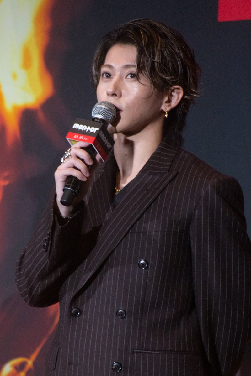 cinemalife_web's tweet photo. 『mentor』ジャパンプレミア

💬Ａぇ! group 末澤誠也、自宅で土下座の練習「土下座って種類があるんだなと気付きました」綾野剛「僕らが耐え切れなくて…」

▼記事はこちら
https://t.co/7J9fBOelcg

#映画mentor https://t.co/dqAnqcdpeU