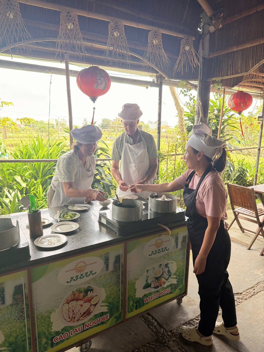 vnfootsteps's tweet photo. A wonderful experience in Hoi An with a basket boat ride and an authentic hands-on cooking class! Perfect activities for 2 pax from the UK on their 10-day journey exploring Vietnam. 🇻🇳🌴

📝 Plan your trip today: https://t.co/gMi7zwhaDF https://t.co/BL9Hye7Qdb
