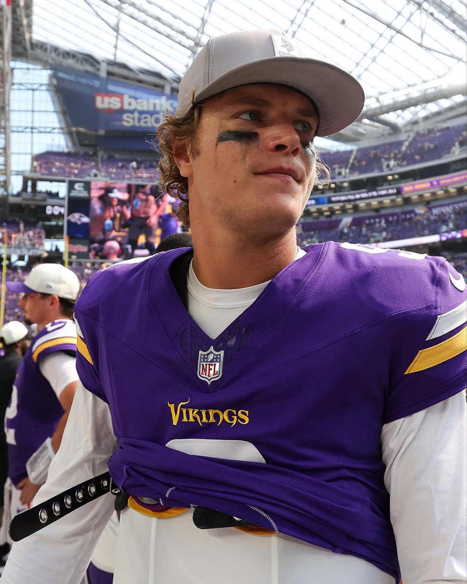 QBgami's tweet photo. J.J. McCarthy on why he chose to wear #18 for the Giants:

“just a kid from Evanston who 1 at Michigan and 8 scraps in Minnesota… time to double down on 9☝🏼🫶🏼⛏️” https://t.co/jP4vmLR74I