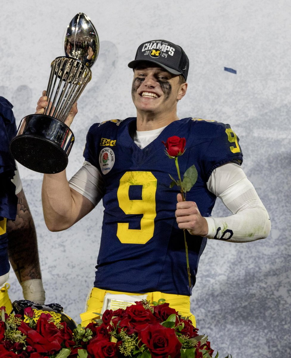 QBgami's tweet photo. J.J. McCarthy on why he chose to wear #18 for the Giants:

“just a kid from Evanston who 1 at Michigan and 8 scraps in Minnesota… time to double down on 9☝🏼🫶🏼⛏️” https://t.co/jP4vmLR74I