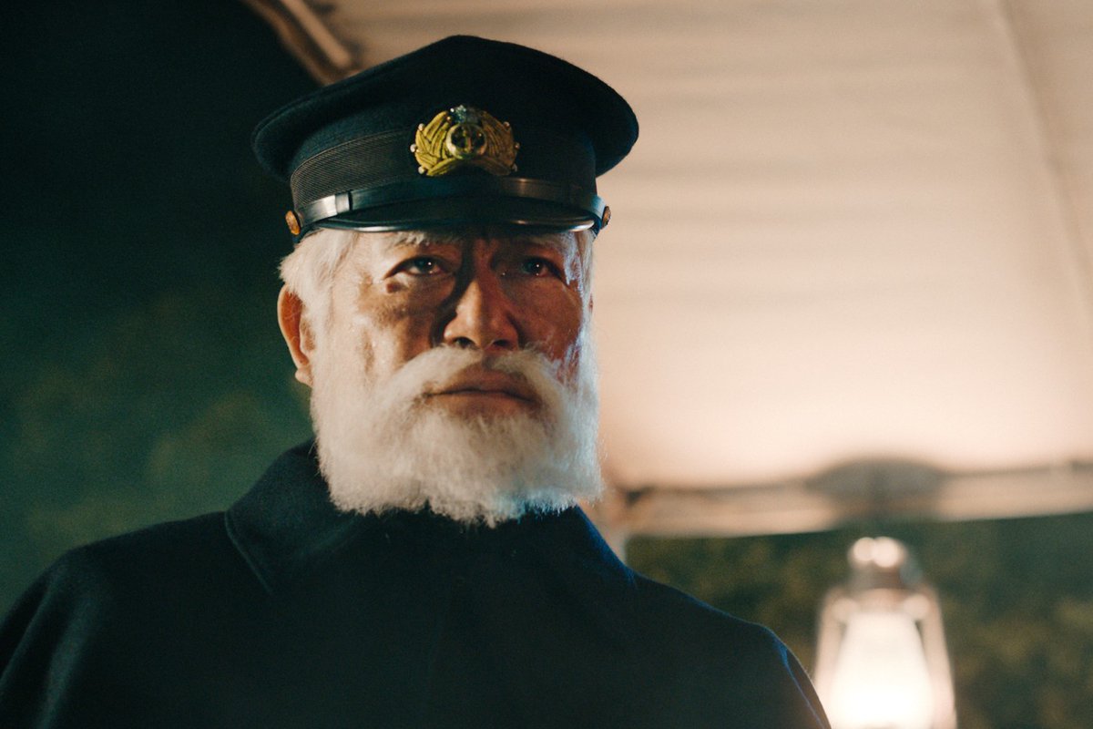kamuy_movie's tweet photo. ▕ ▌ 𝙃𝙖𝙥𝙥𝙮 𝘽𝙞𝙧𝙩𝙝𝙙𝙖𝙮▕ ▌

本日10月6日は
海軍少将で、鯉登少尉の父
#鯉登平二（#國村隼）の誕生日！
おめでとうございますッ!!

鯉登平二を演じる國村さんは
『ゴールデンカムイ』シリーズへの
参加を熱望し、オファーを受けた際は
「いよいよなのか！」と
クランクインを迎えたそう。

「もすッ」！！
國村さんの熱演を、ぜひご覧くださいッ！

#ゴールデンカムイ