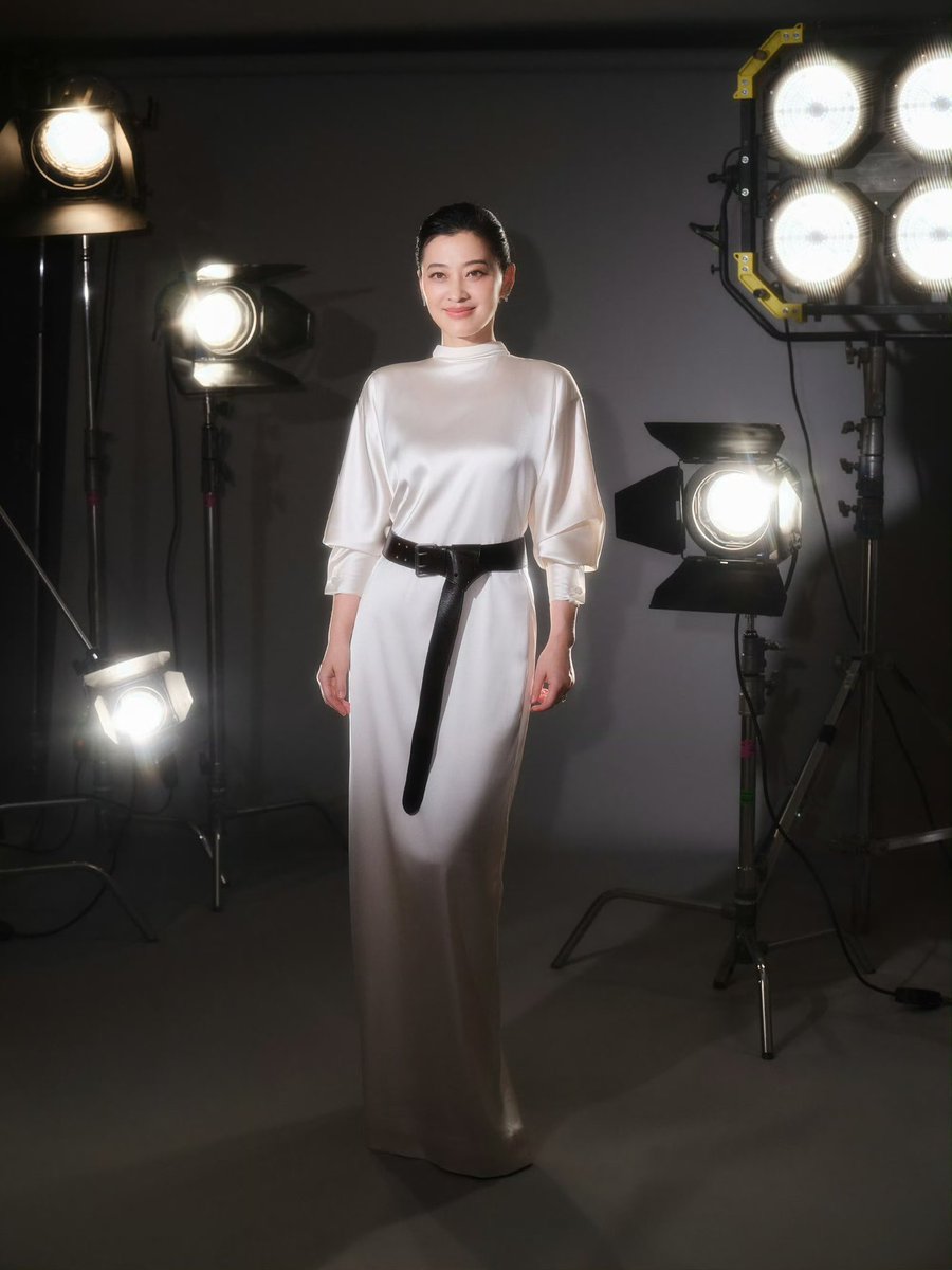 centlookbook's tweet photo. #MeiTing 梅婷 in Ralph Lauren Pre-Fall 2026 for the 33rd China TV Golden Eagle Awards Ceremony https://t.co/eLgc2JwhJh