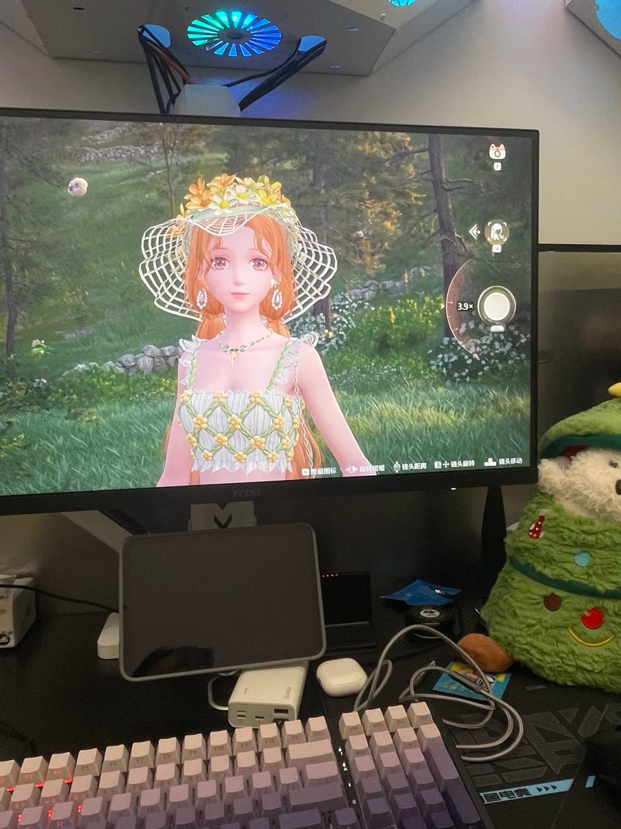 SPulickuniyil's tweet photo. The games at the internet café are fun. https://t.co/bg4dU5uREl