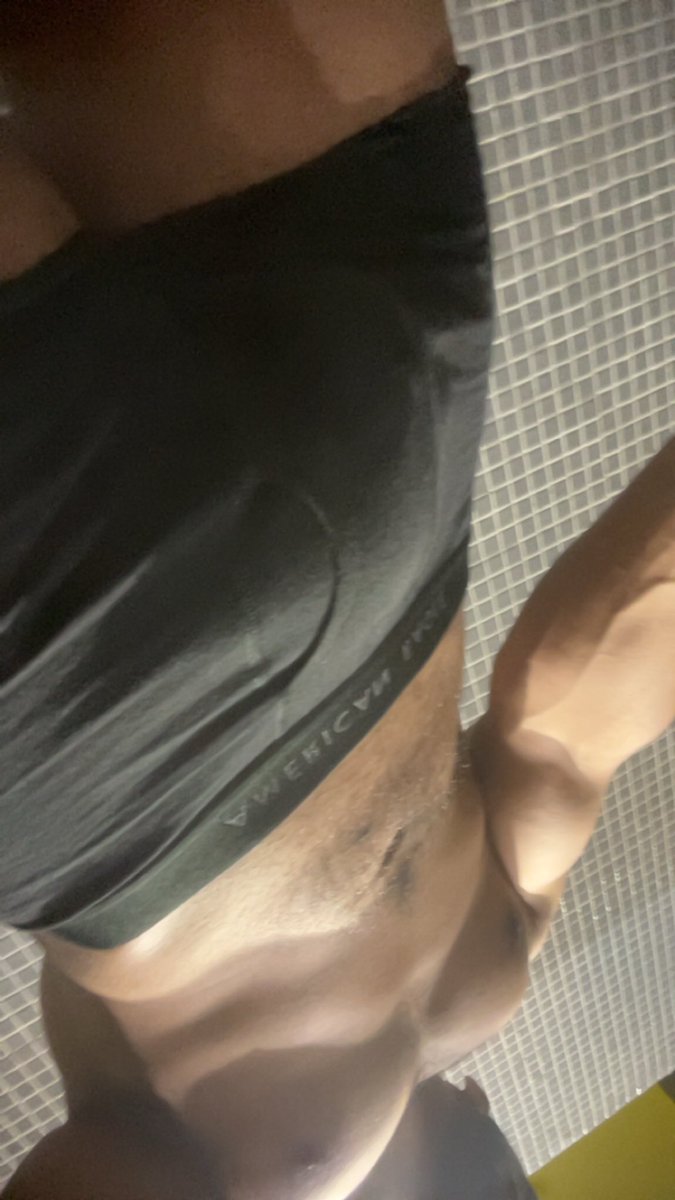 Essam0502's tweet photo. من يبي 👅 https://t.co/LrxLHvcszW