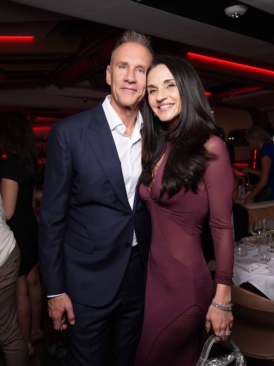 edgarfonsecaj's tweet photo. Last night was fantastic at an event with  in Miami.

Feeling thankful for being recognized as one of the city’s most influential, but more so to be among individuals who are actively building, creating, and driving progress. 🙏🏻

It was even more spe... https://t.co/536VBCeL8L