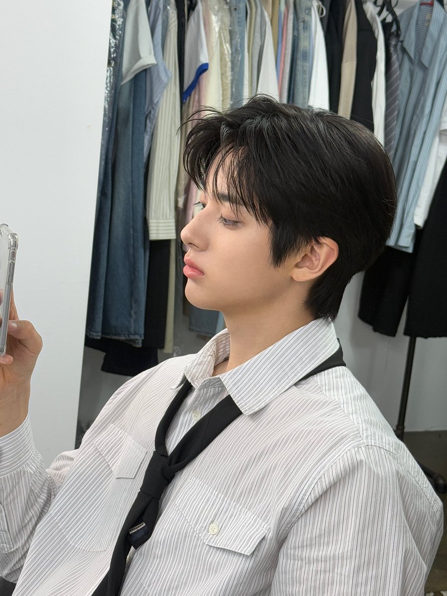 minkyu_0312's tweet photo. 내일 새로운곳에서 보자! https://t.co/vR4tdVkpMc