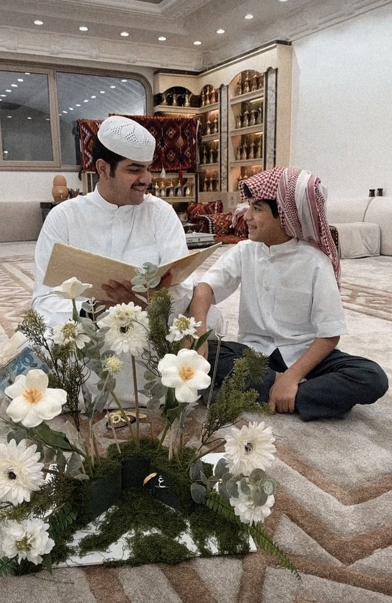 3na9o's tweet photo. ❣️❣️
#احمد_قزيع_السهلي #فراج_قزيع_السهلي https://t.co/mmyR7NwXca