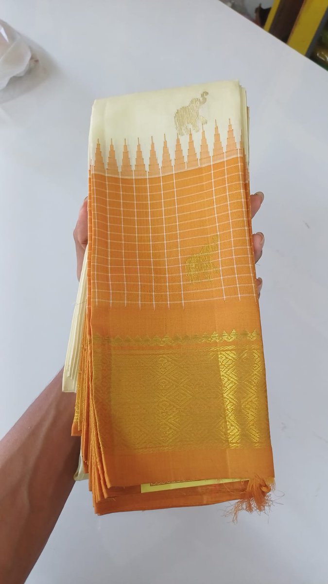 silksareestbm's tweet photo. முருகப் பெருமானின் 🦚 முழு ஆசீர்வாதத்துடன் பரமேஸ்வரியின் பட்டு சேலை 🔥 கார்த்திகை Special Pattu Sarees 🦚 Direct from Weaver 🪷 Thirubuvanam Pure Silk Sarees 🪷 | 🦚 SPS 🦚 Contact: 🦚 75503 95634 🦚 #trending #reels #fyp #kanchipuram #silksaree

https://t.co/kSd8I1CuJL https://t.co/3HgWa2nUCW