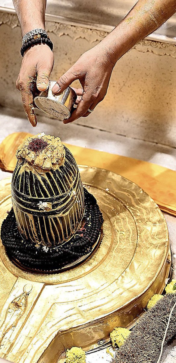 12Jyotirling's tweet photo. श्री काशी विश्वनाथ ज्योतिर्लिंग मंगला आरती श्रृंगार | 30.09.2026

Shri Kashi Vishwanath Jyotirlinga Mangala Aarti Shringar | 30.09.2026 https://t.co/p4Yp9Z8SUz