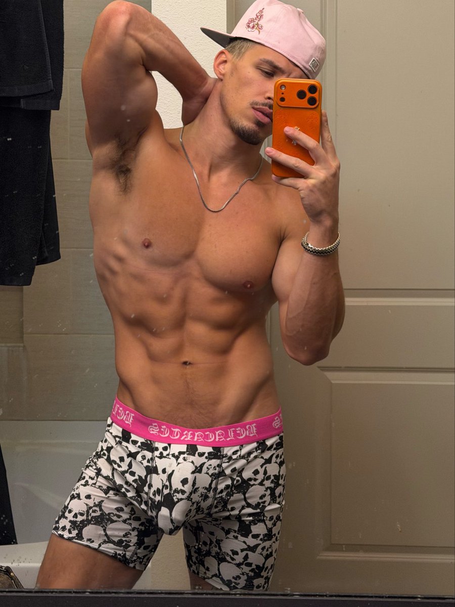 rippedzac69's tweet photo. do you like these https://t.co/bHNRjvYyd9