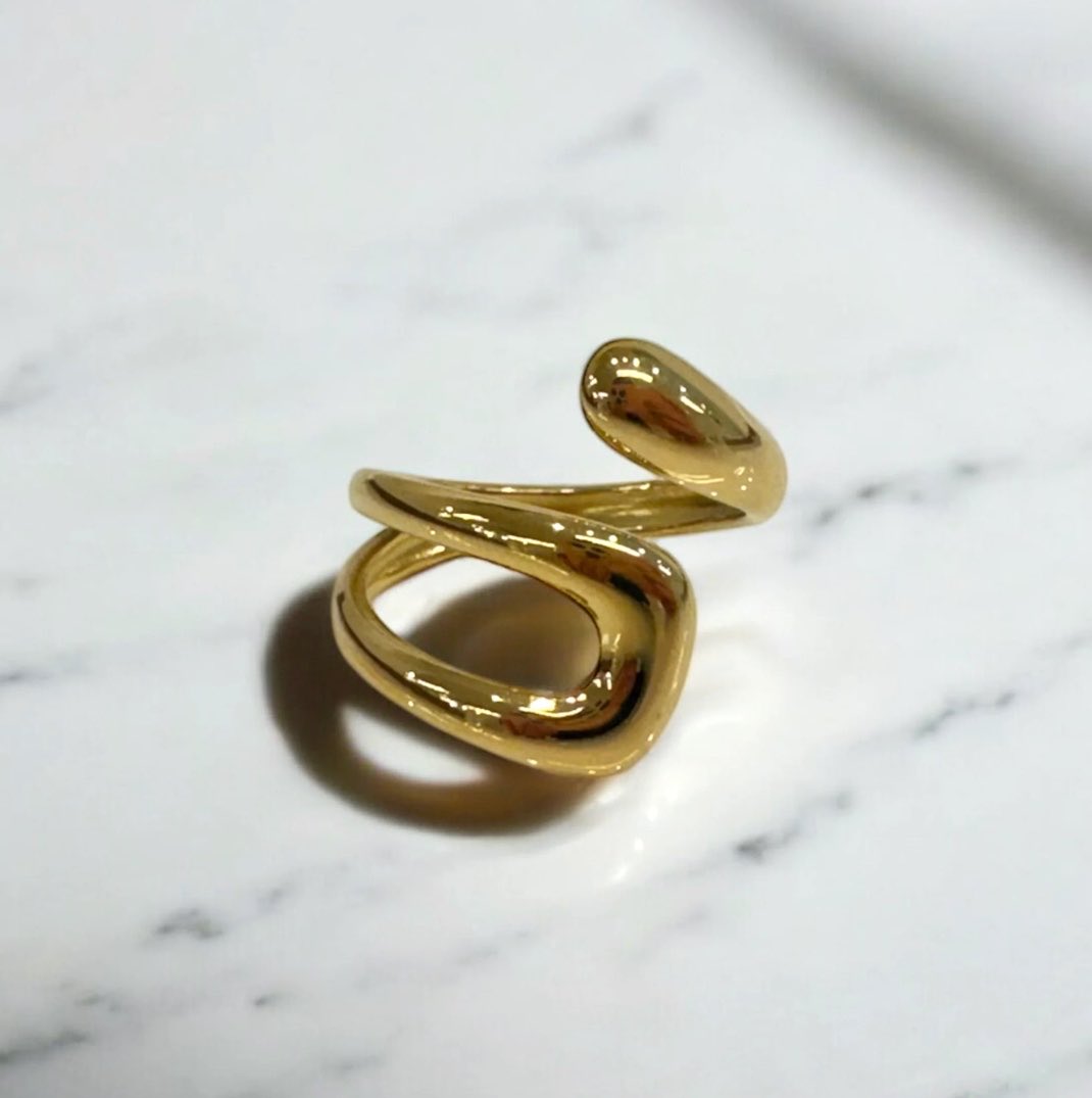 fade__official's tweet photo. LUX×MAZZEL

MAZZEL EIKIさん
リングのご着用ありがとうございます🦁✨

HEMCA | RING 'SPACE' (GOLD)

https://t.co/MLMbH4GEPU

#まぜラックス #LUX  
#MAZZEL #EIKI #MAZZEL_EIKI https://t.co/2NTno5jyTv