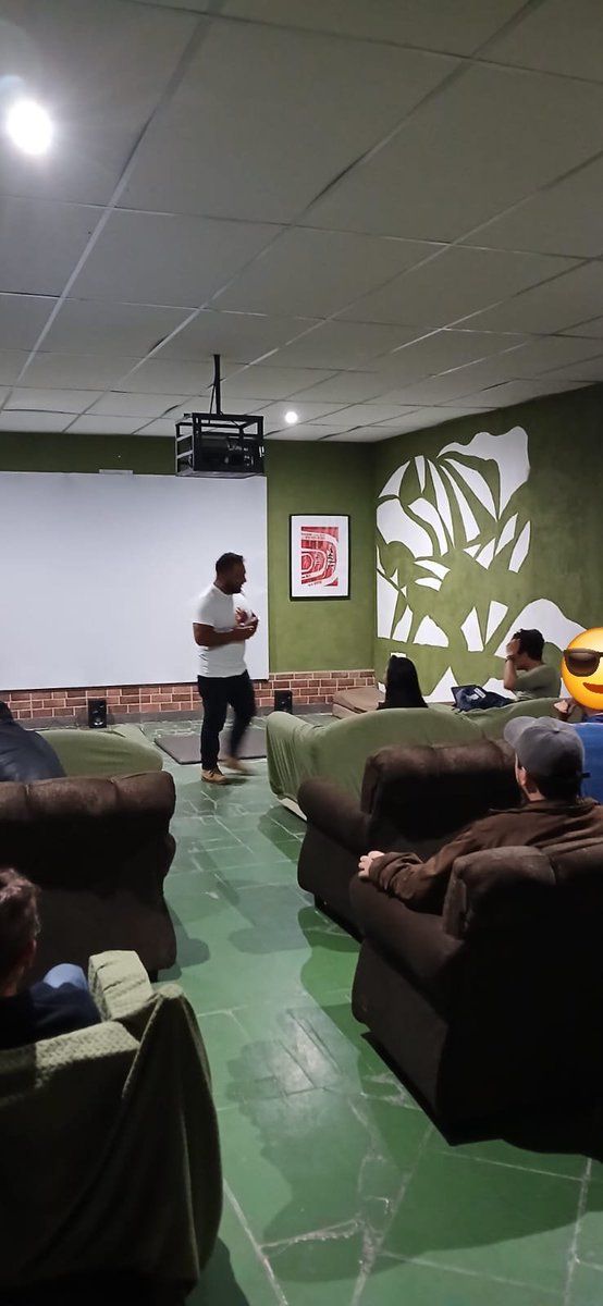JUN_AJPU_btc's tweet photo. Great night today!!!
We make #bitcoin transactions 
 we share #SATS, talk about #bitcoin
And enjoy some #Bitmayancoffee
Join us for our next month MEET UP !!! https://t.co/TIAzb9hpM3
