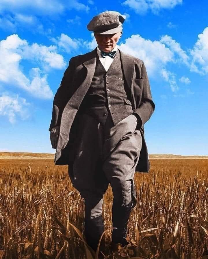 AliSere20's tweet photo. İşte Karizma, işte LİDER ♥️🇹🇷 https://t.co/yHbOUdXoWD