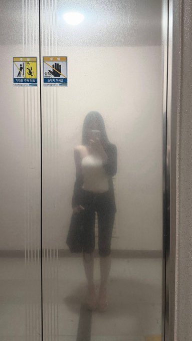 Aizkiess's tweet photo. #안양 #ㅈㄱ #대딩 https://t.co/aL4hajxQZ5