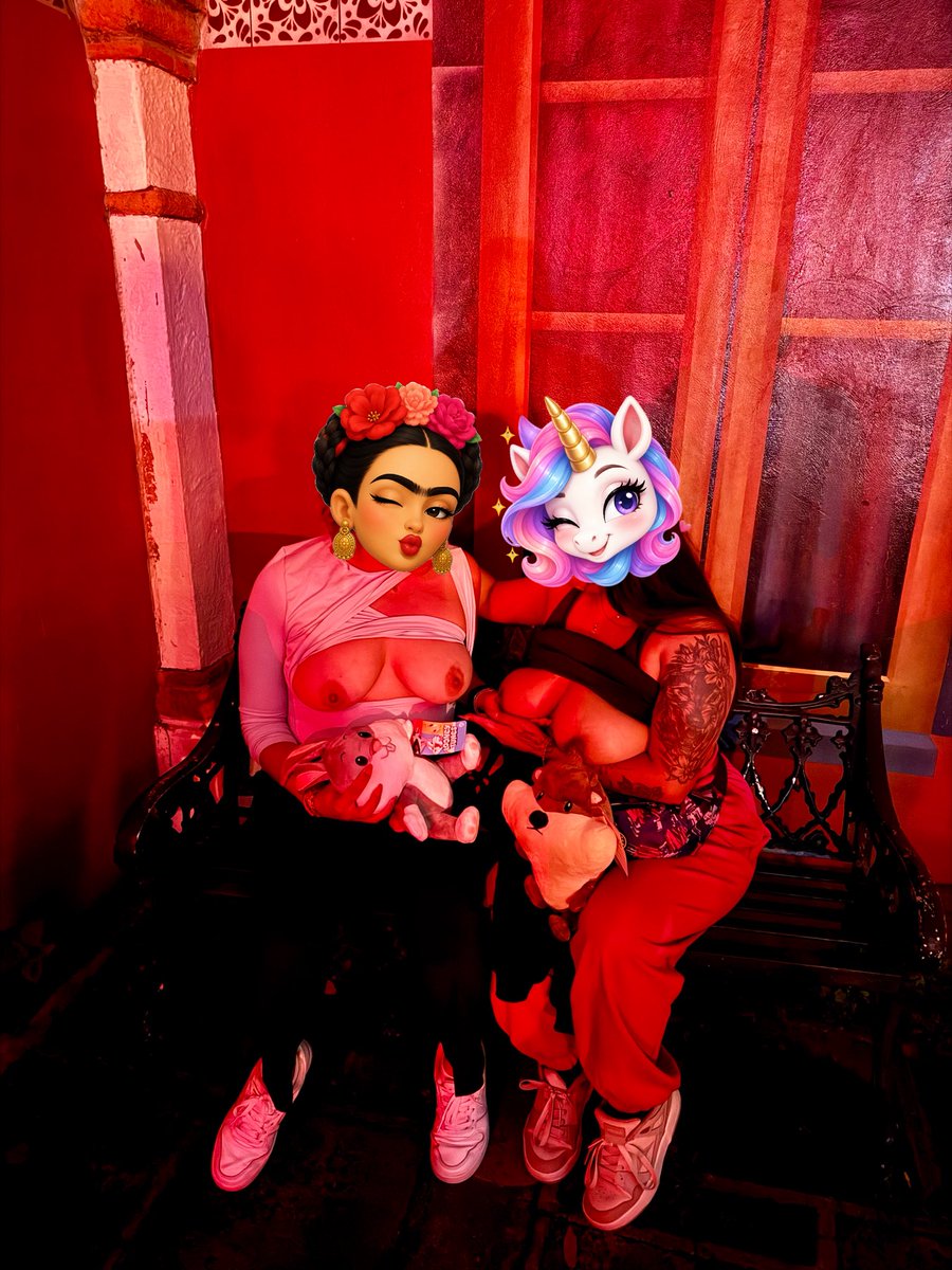 FridYDieg's tweet photo. Que excelente día en Six Flags con la recién nacida 🦄 @Gio_jda hasta nuestros peluches nos ganamos
¿Que opinan de las fotitos? Si salimos bien ¿o repetimos sesión?
#swingercdmx #unicornio #bellas #tetas #parejasw #cdmxsw https://t.co/8QxiEO5H2E