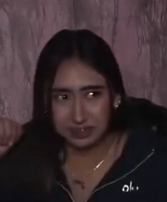 csiannn's tweet photo. prefiero dormirme que ver el stream del estupido retrasado del wilo, gn https://t.co/4xeD40dP8t