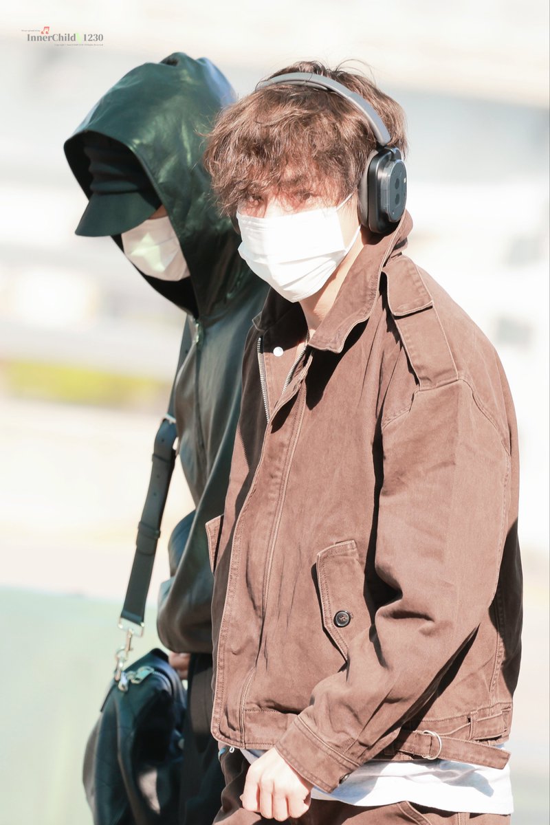 InnerChildVtete's tweet photo. 260930 🥺🤎

#태형 #V #TAEHYUNG #BTSV #방탄소년단뷔 https://t.co/75wGnt6ctl